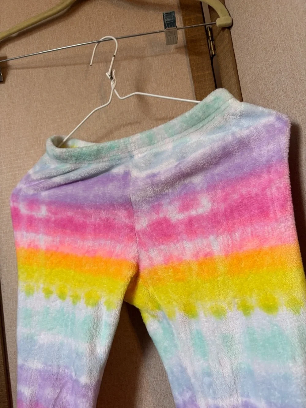 The Children's Place Pastel Tie-Dye Plush Lounge Slacks - Small 5/6